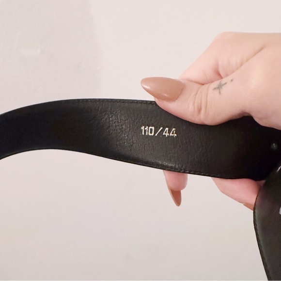 Eli Rossetti Black Leather Belt with Silver Buckle - Picture 4 of 5